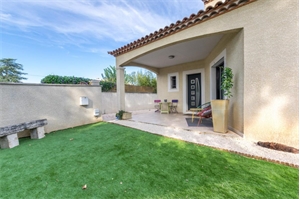 villa à la vente -   34120  PEZENAS, surface 1 m2 vente villa - UBI444476645